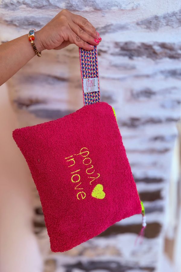 Towel Pounch φουλ in love - fuchia